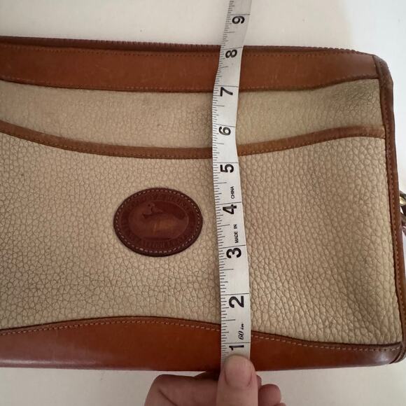 Dooney & Bourke All Weather Leather Vintage Crossbody Bag Cream Tan Leather - Picture 15 of 16